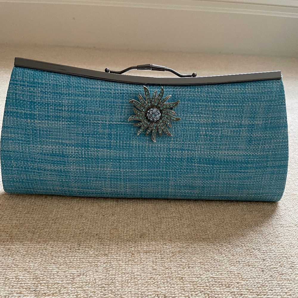 Brand New Stunner! Source Perrier Collection Raffia Clutch